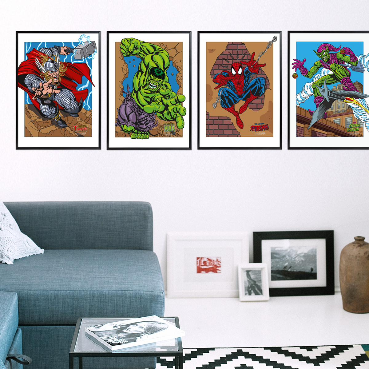 Poster Thor vs Hulk in Raumansicht
